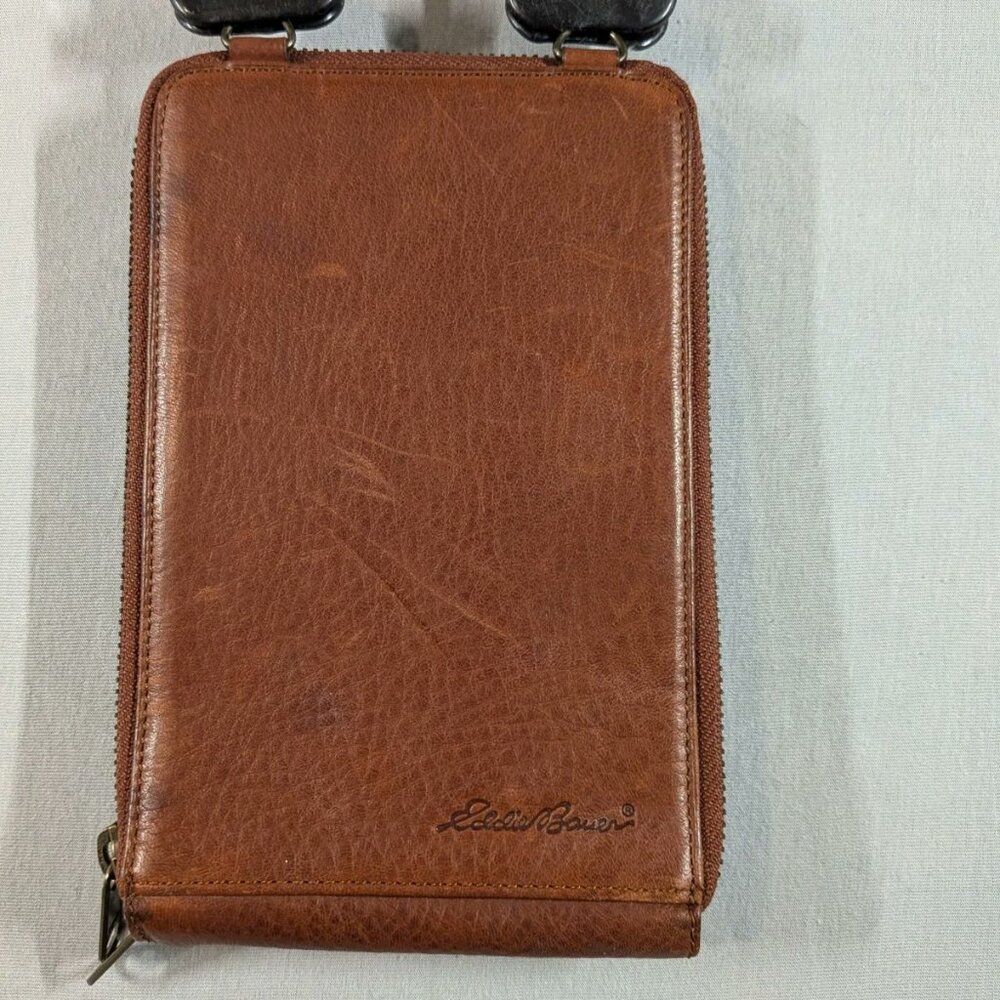 Eddie Bauer Shoulder Wallet And Phone Case Missing Strap